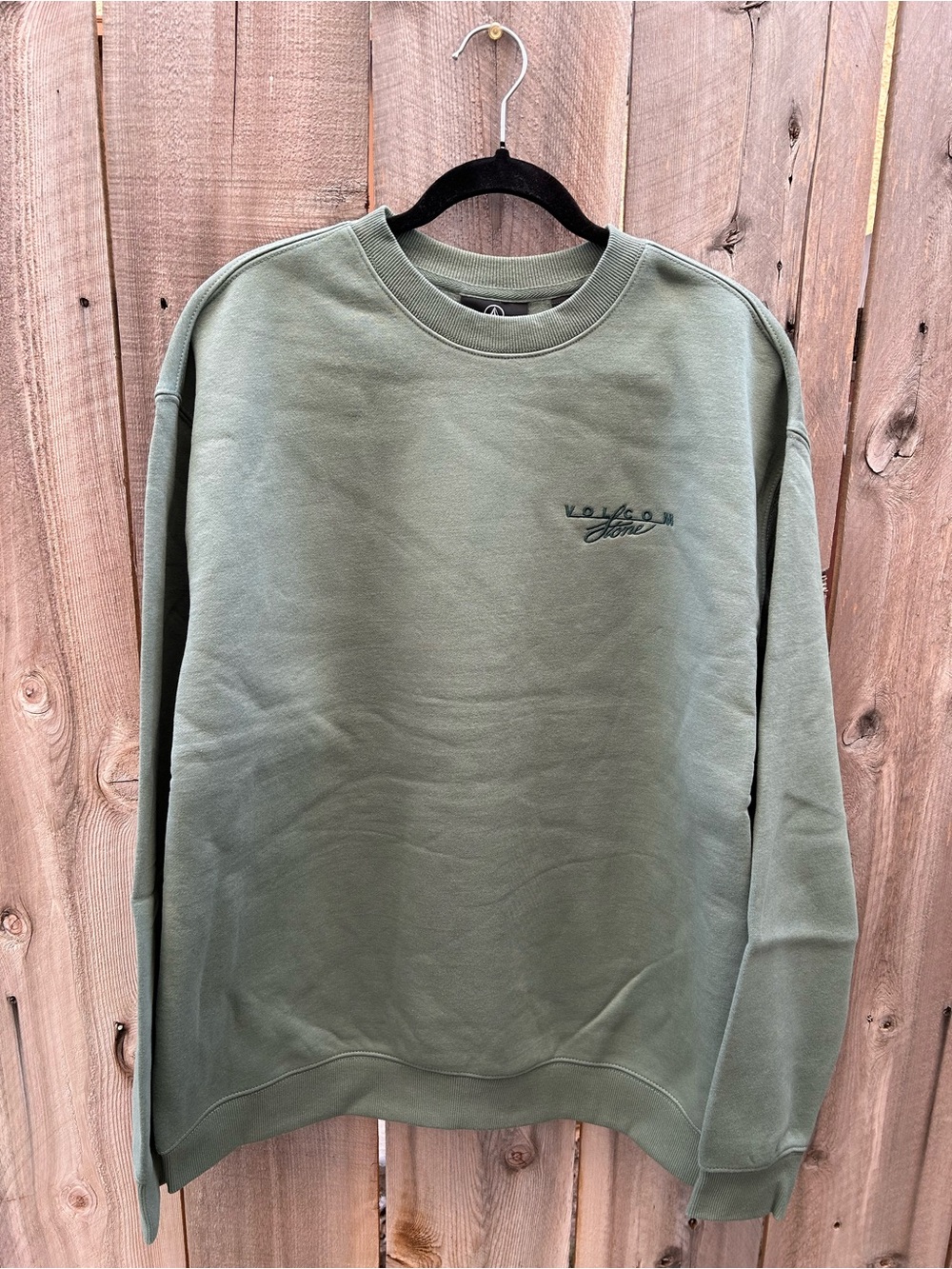 Volcom Calmstone Crew Neck Pullover in Green, Embroidered Logo